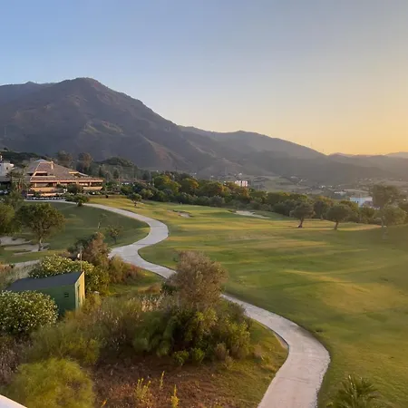 Penthouse Golfclub Valle * Estepona